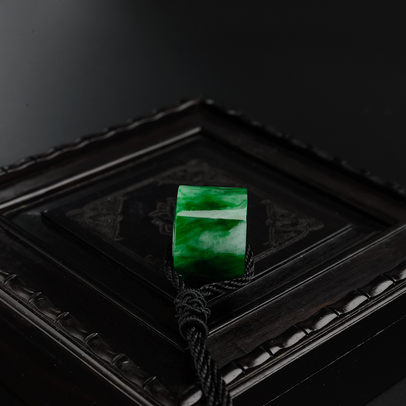 翡翠子母路路通吊坠-红掌柜