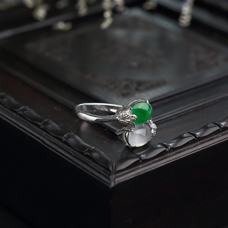 冰糯种翠色翡翠戒指 - 红掌柜