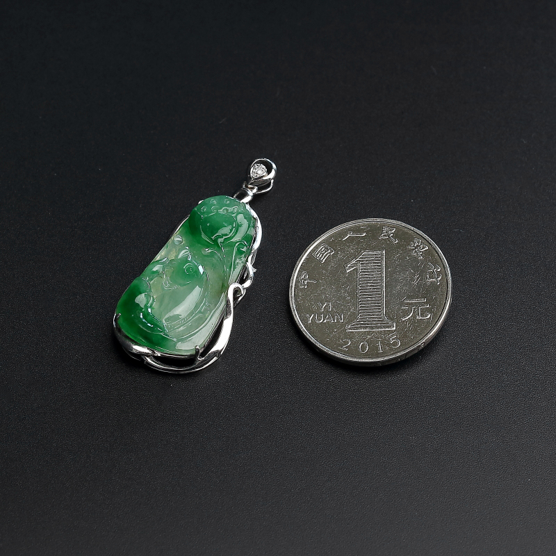 冰糯种飘绿翡翠吊坠-红掌柜