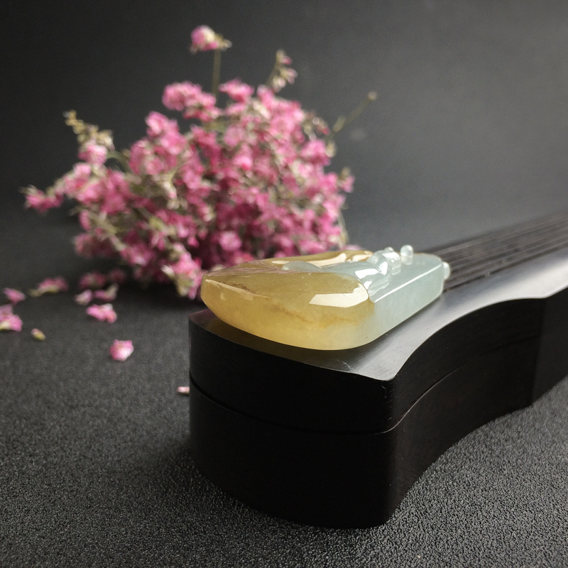 缅甸天然糯种黄翡吊坠-红掌柜