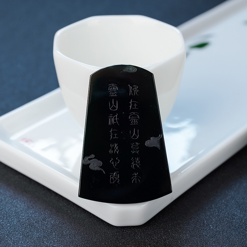 缅甸天然墨翠佛吊坠-红掌柜