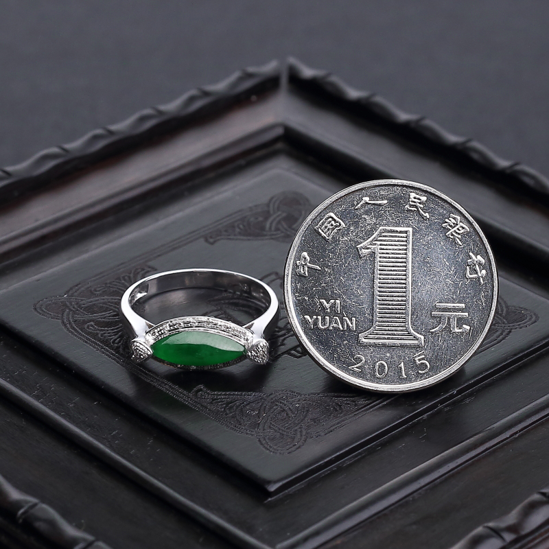天然糯冰种翠绿翡翠戒指-红掌柜