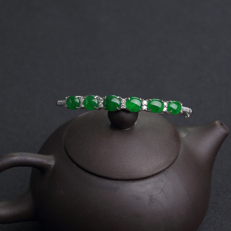 缅甸天然糯种翠色翡翠手镯-红掌柜