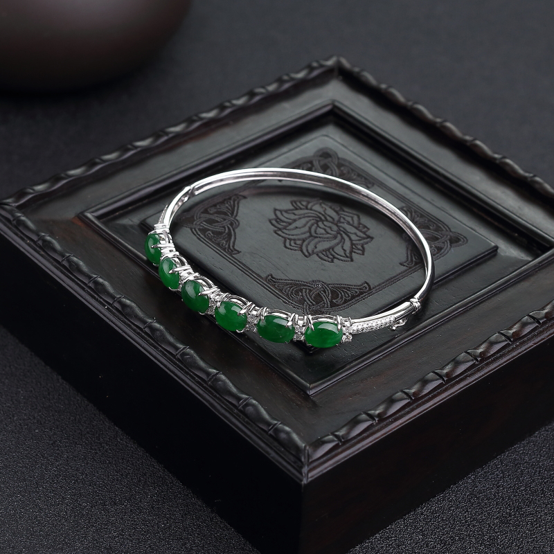 18K镶钻缅甸糯种翠色翡翠手镯-红掌柜