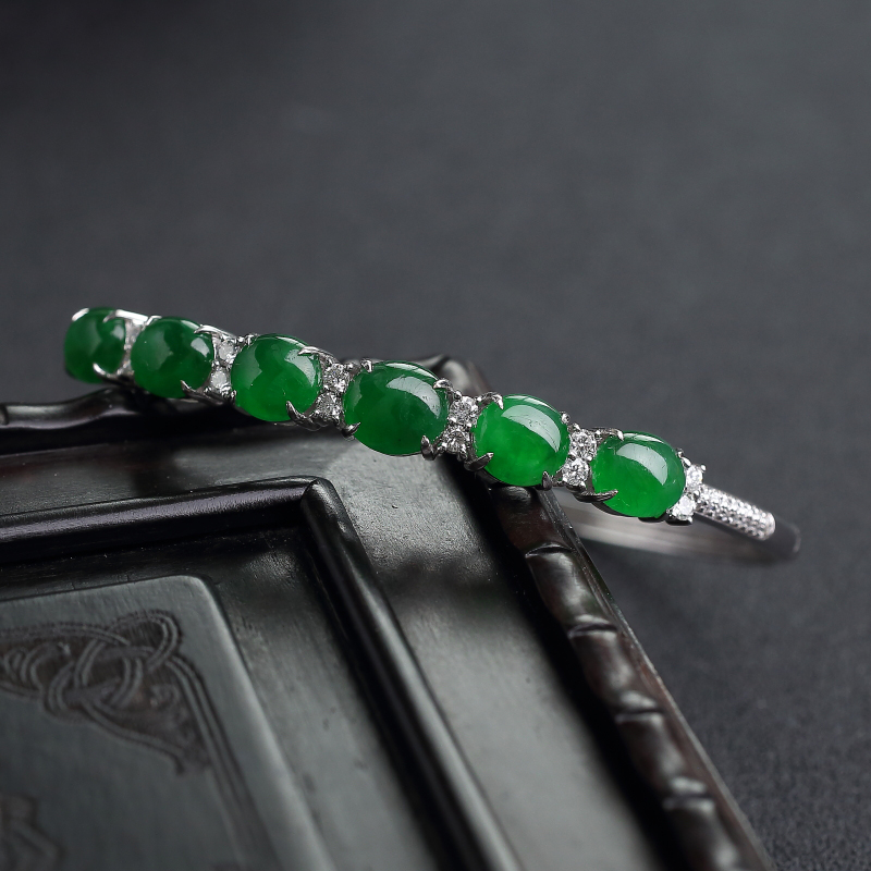 18K镶钻缅甸天然糯种翡翠手镯-红掌柜