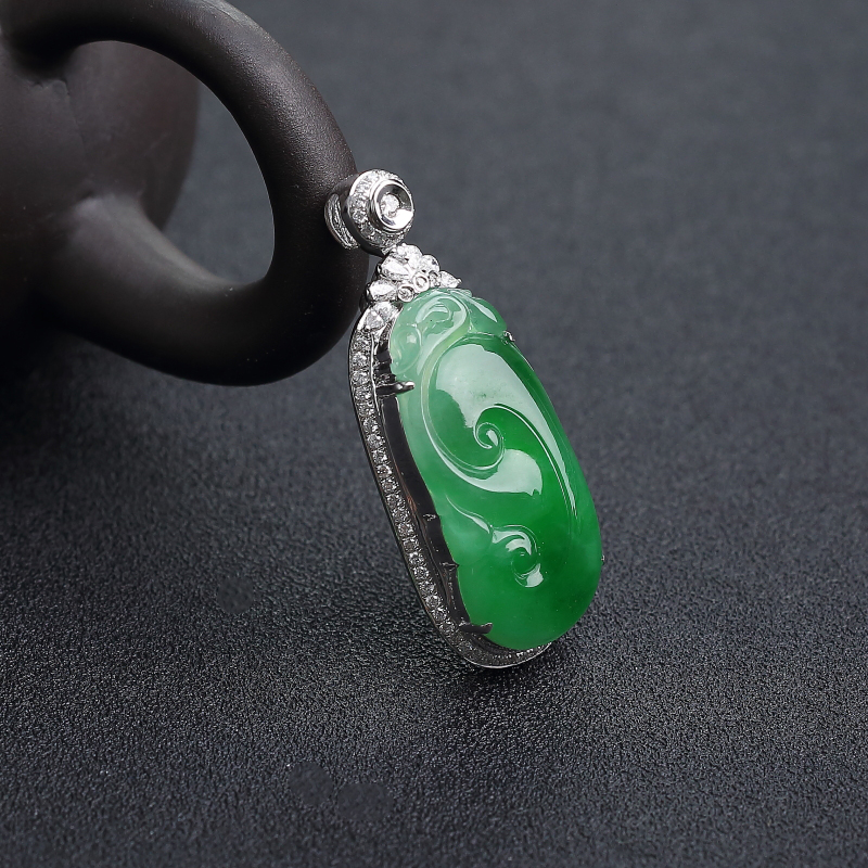 天然糯冰种翠色翡翠如意吊坠-红掌柜