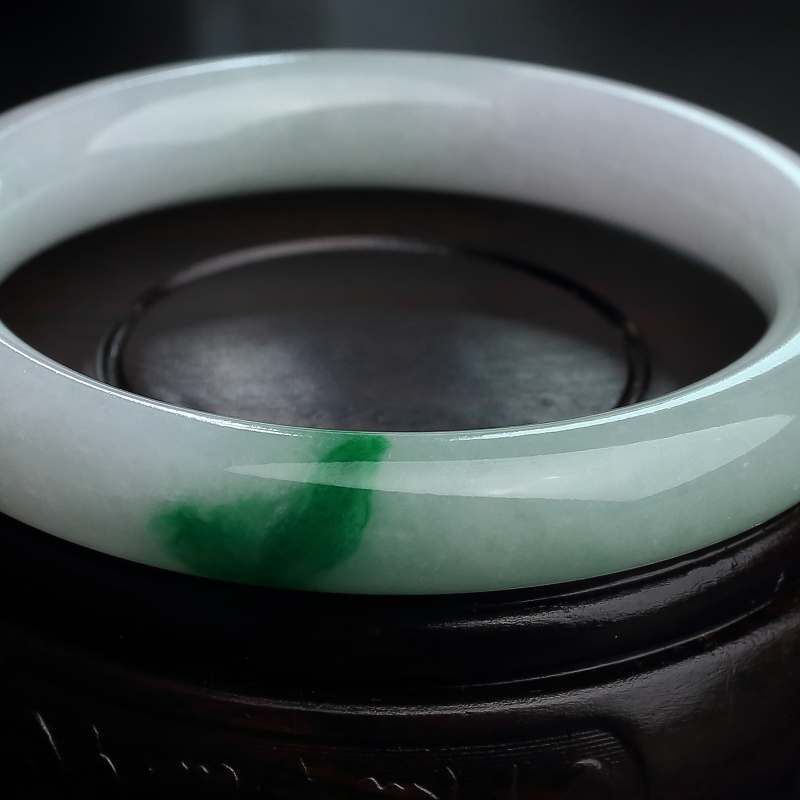 天然糯种飘绿翡翠手镯 - 红掌柜