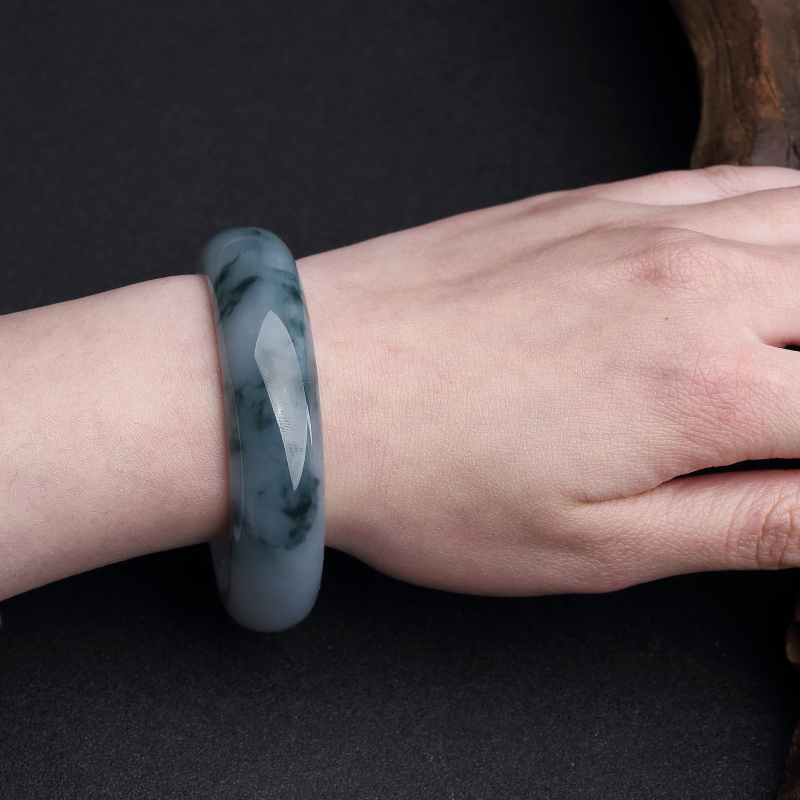 缅甸糯种翡翠手镯-红掌柜