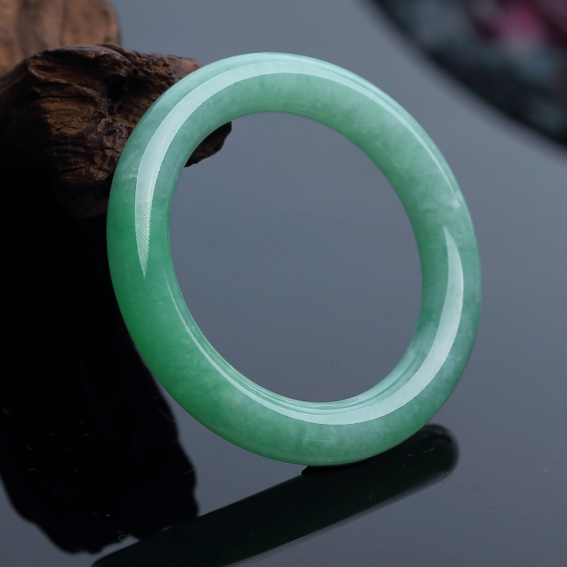 糯种翠色翡翠圆镯 - 红掌柜