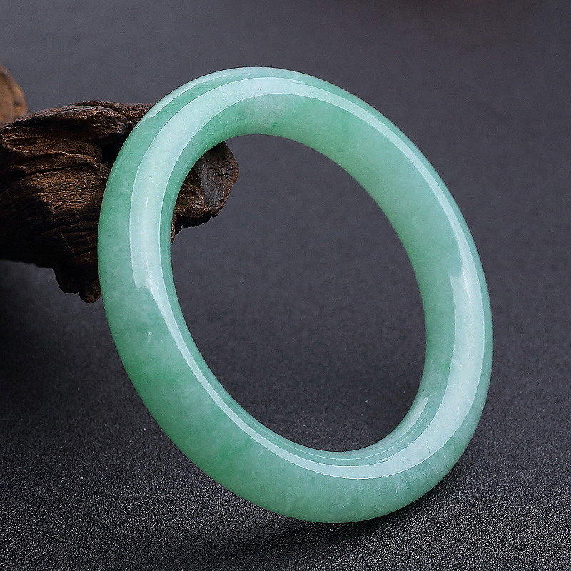 缅甸天然浅绿翡翠圆镯-红掌柜