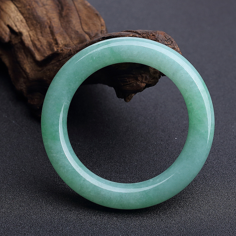 天然糯冰种浅绿翡翠圆镯-红掌柜
