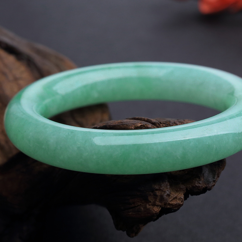 缅甸天然糯冰种翡翠圆镯-红掌柜