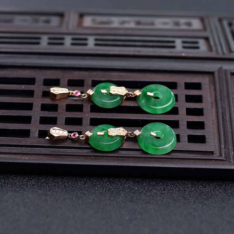 18k镶糯种翡翠耳环-红掌柜