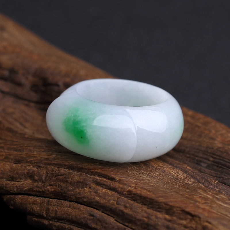 A货天然糯种飘翠翡翠戒指 - 红掌柜