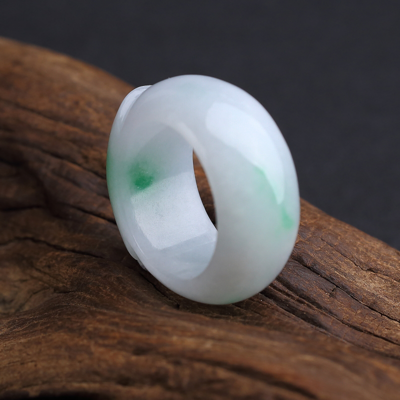 糯种飘翠翡翠戒指 - 红掌柜