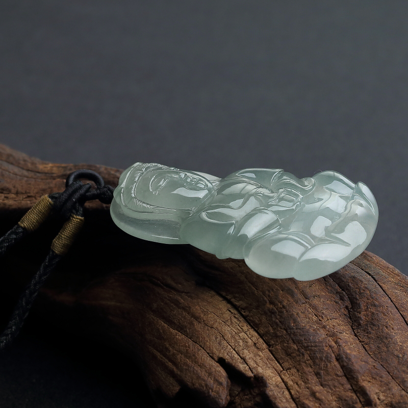 糯冰种浅绿翡翠观音-红掌柜