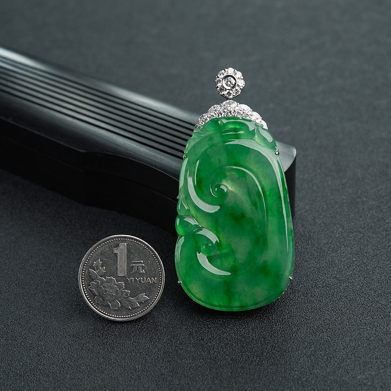 18K金镶钻糯冰种阳绿翡翠如意吊坠-红掌柜