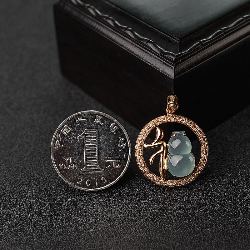 糯冰种翡翠葫芦吊坠-红掌柜