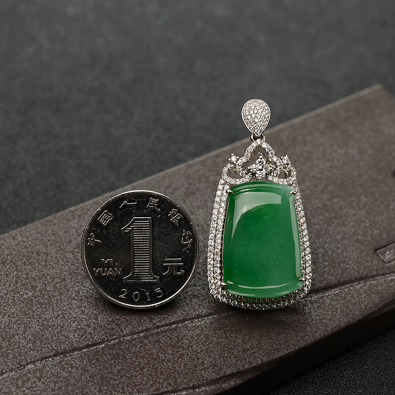 糯种翡翠吊坠-红掌柜