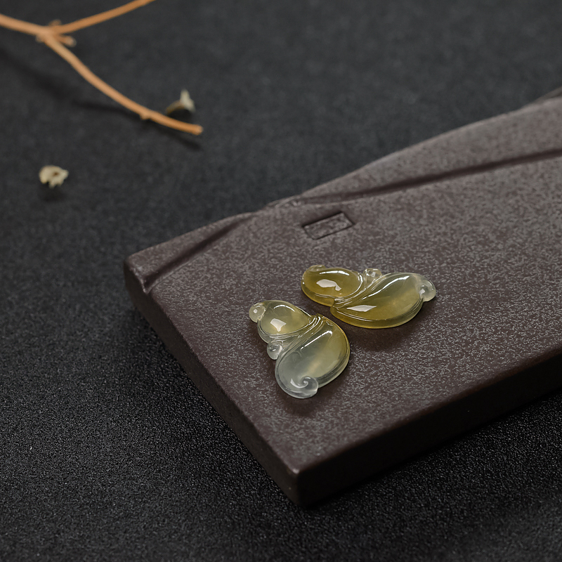 缅甸黄翡蝴蝶翅膀戒面-红掌柜