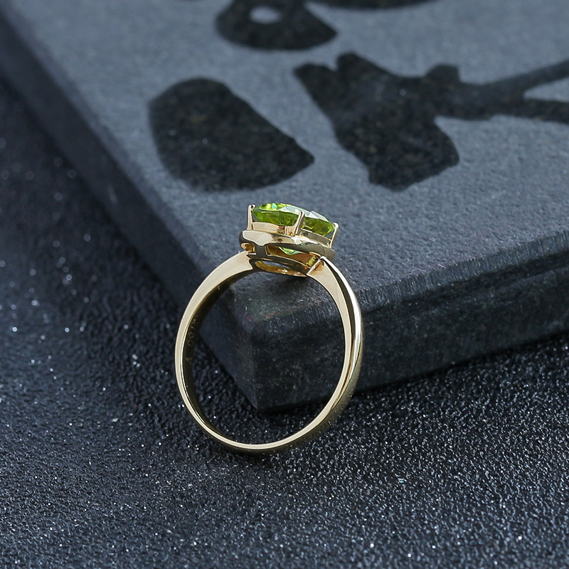 K金镶橄榄石戒指 - 红掌柜