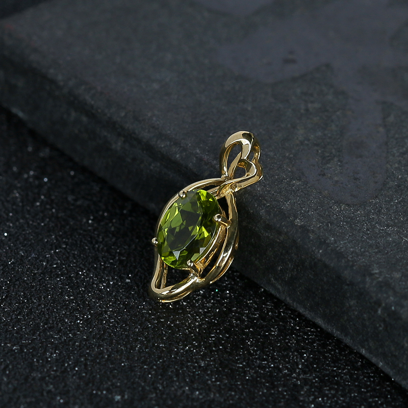 18K金镶橄榄石吊坠 - 红掌柜