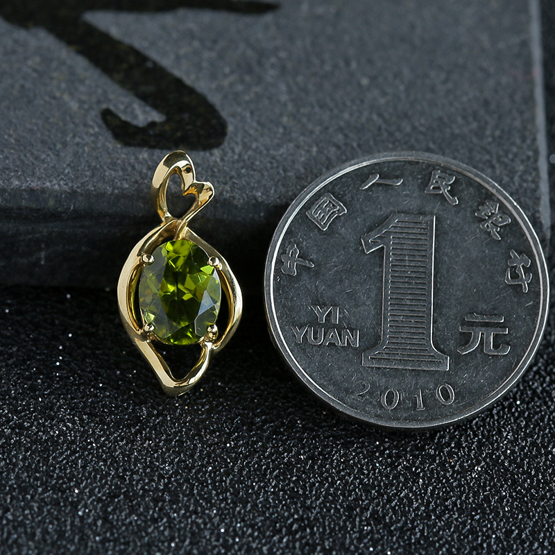 18K橄榄石吊坠 - 红掌柜