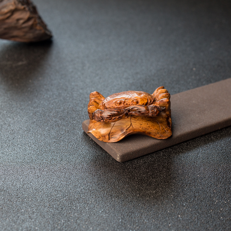 海南黄花梨螃蟹手把件-红掌柜