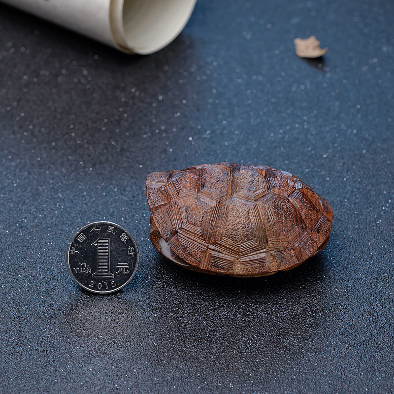天然黄花梨手把件-红掌柜