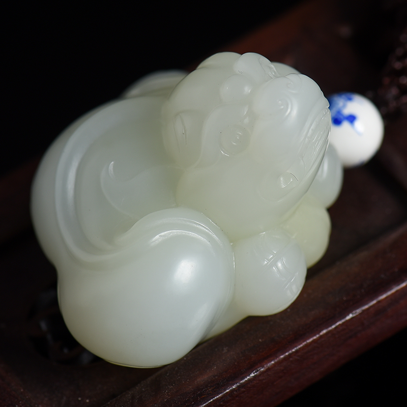 天然和田玉挂件-红掌柜