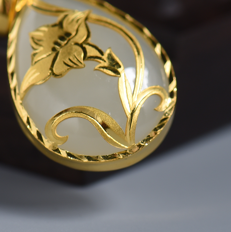 天然和田玉水滴挂件-红掌柜