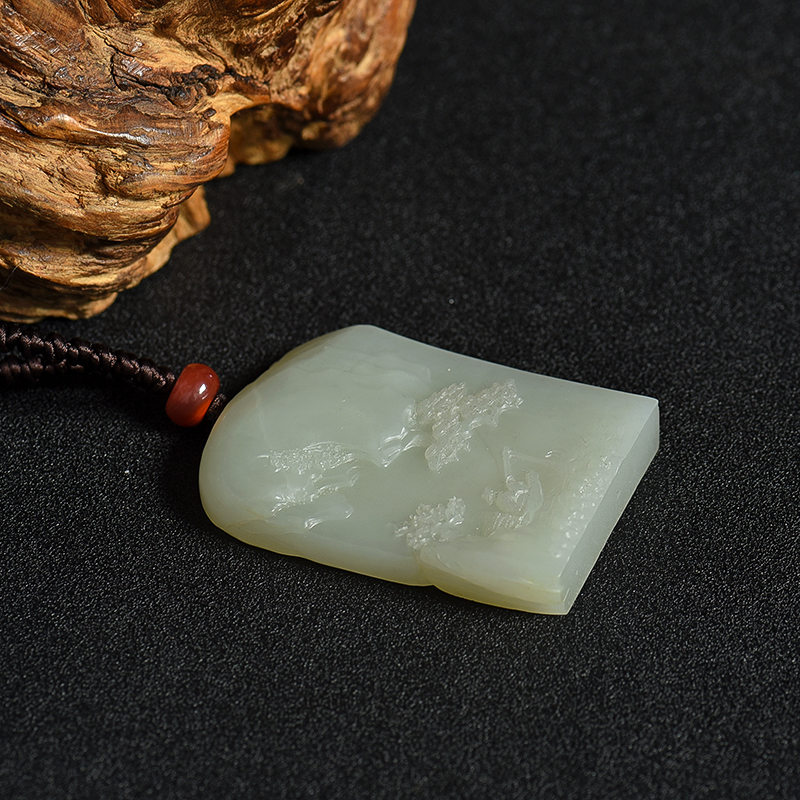 新疆籽料和田青白玉吊坠-红掌柜