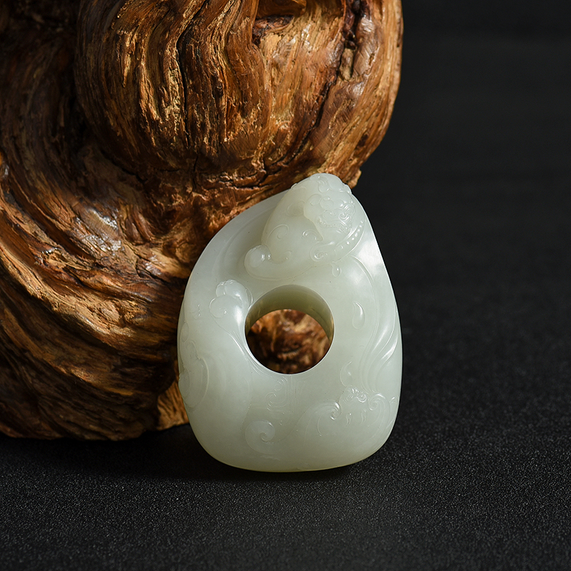 新疆籽料和田玉仿古龙手把件-红掌柜