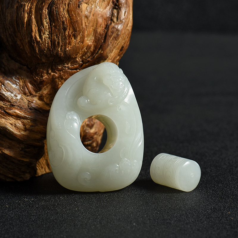 籽料和田玉手把件-红掌柜