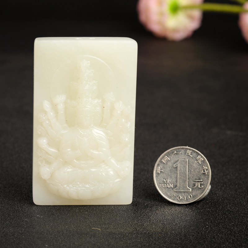 天然俄料白玉山料吊坠-红掌柜