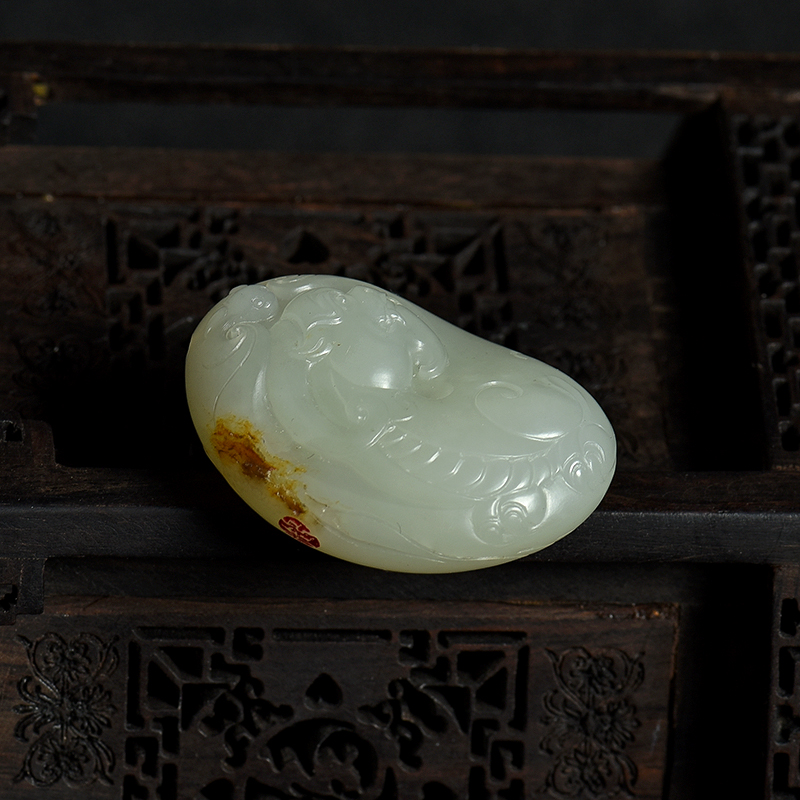和田白玉籽料仿古龙吊坠-红掌柜