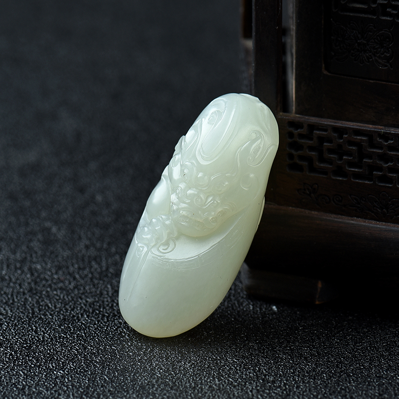 新疆和田白玉籽料貔貅-红掌柜