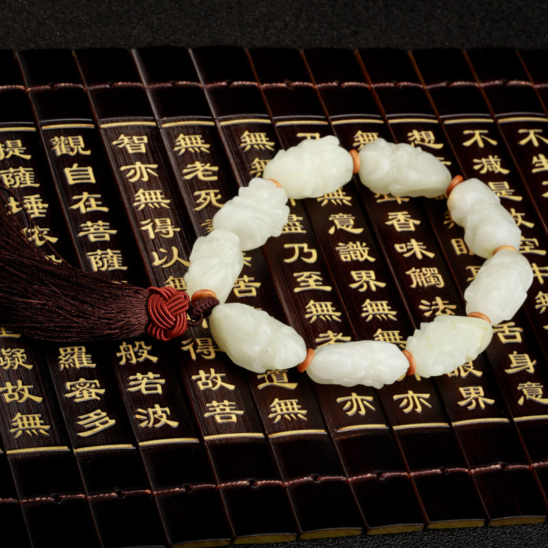 新疆籽料和田玉罗汉手把件-红掌柜