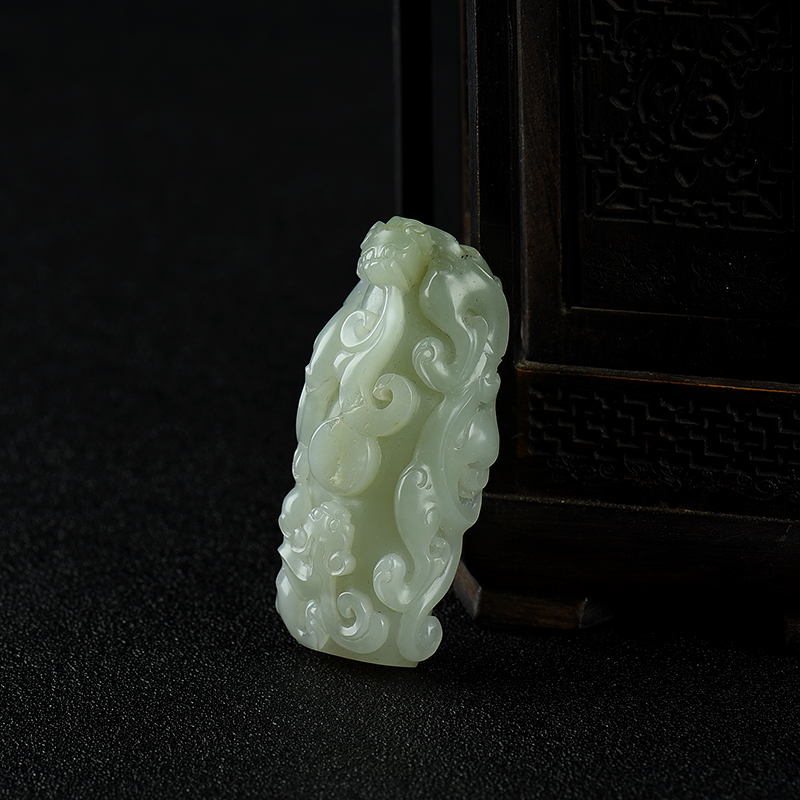 天然和田白玉双龙戏珠吊坠-红掌柜