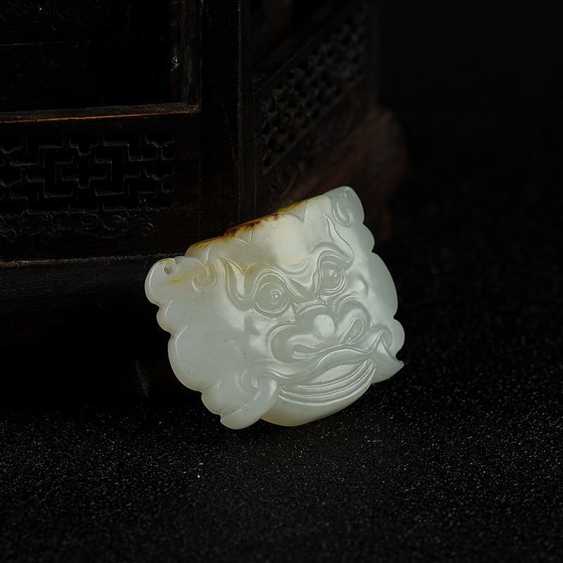 天然和田白玉籽料瑞兽吊坠-红掌柜