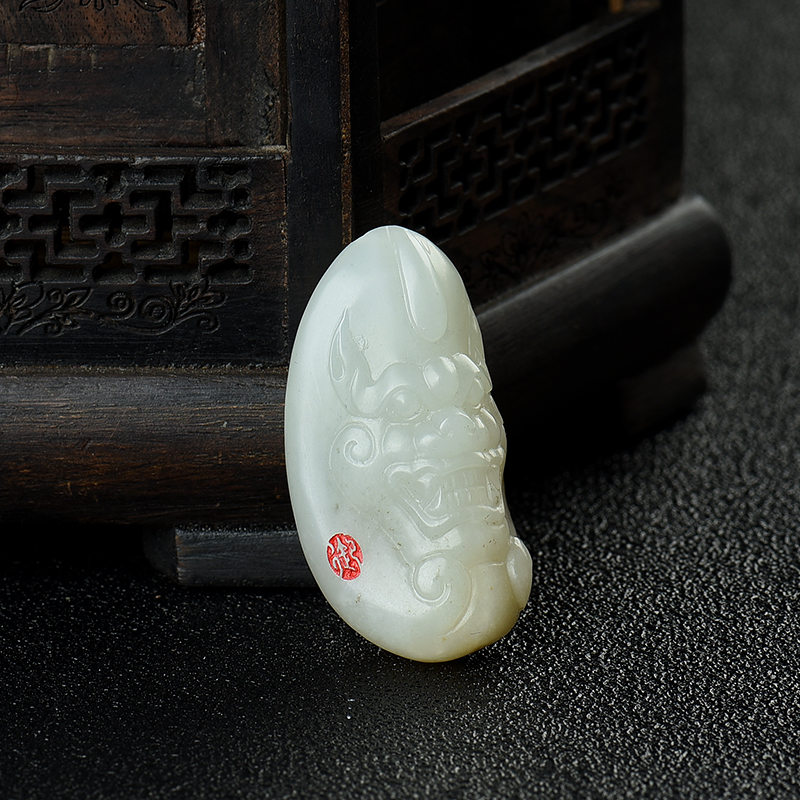 天然和田白玉籽料瑞兽吊坠-红掌柜