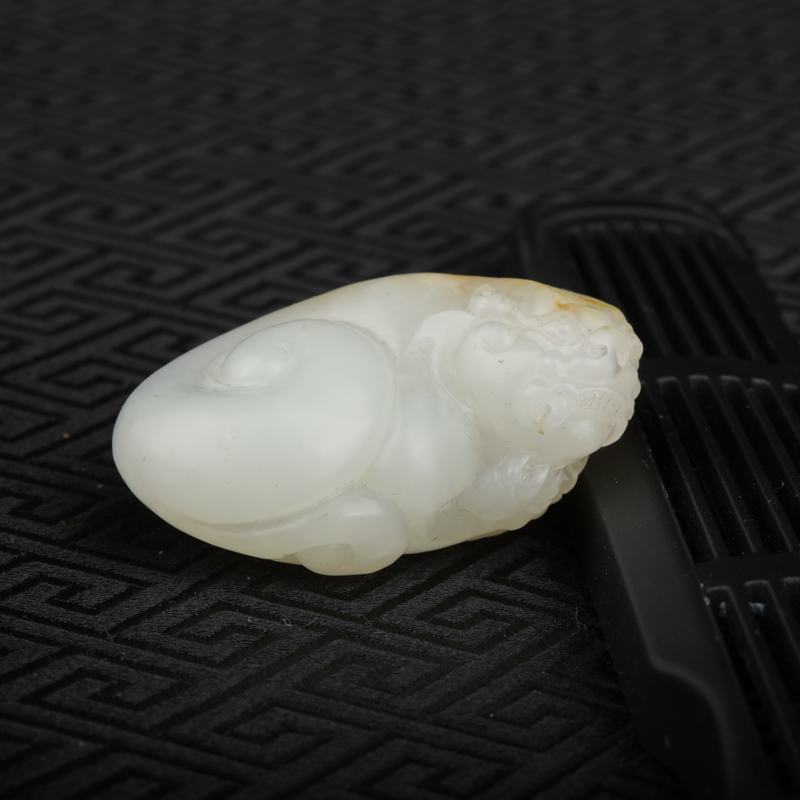 和田玉籽料吊坠-红掌柜