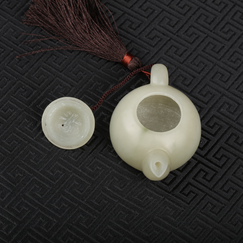 天然山料和田青白玉把把壶手把件-红掌柜