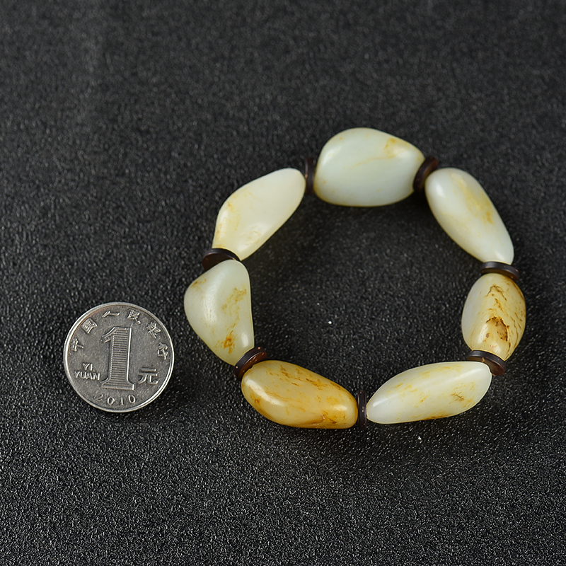 新疆籽料俏色和田玉随形手串-红掌柜