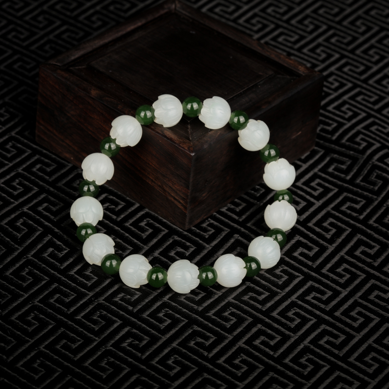 俄罗斯山料和田白玉莲花手链-红掌柜