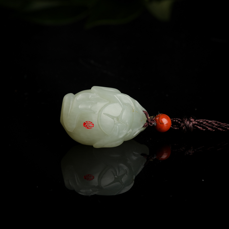 新疆籽料和田青玉吊坠-红掌柜