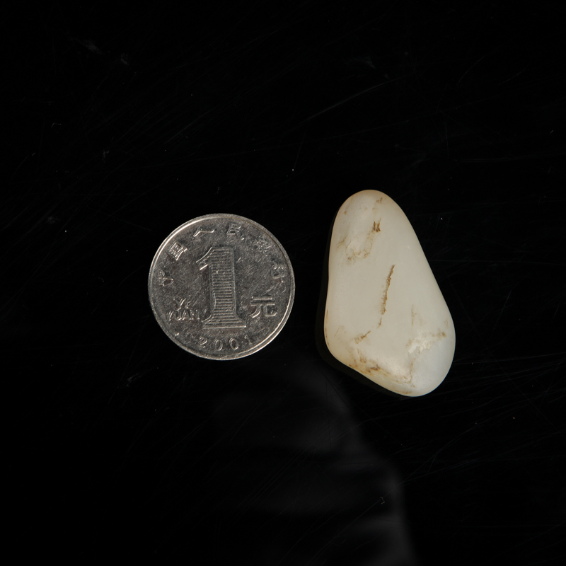 天然和田玉随形原矿-红掌柜