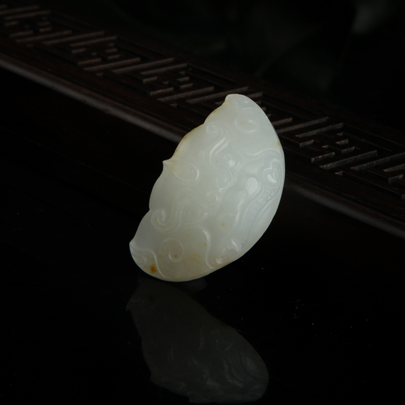 和田玉吊坠-红掌柜