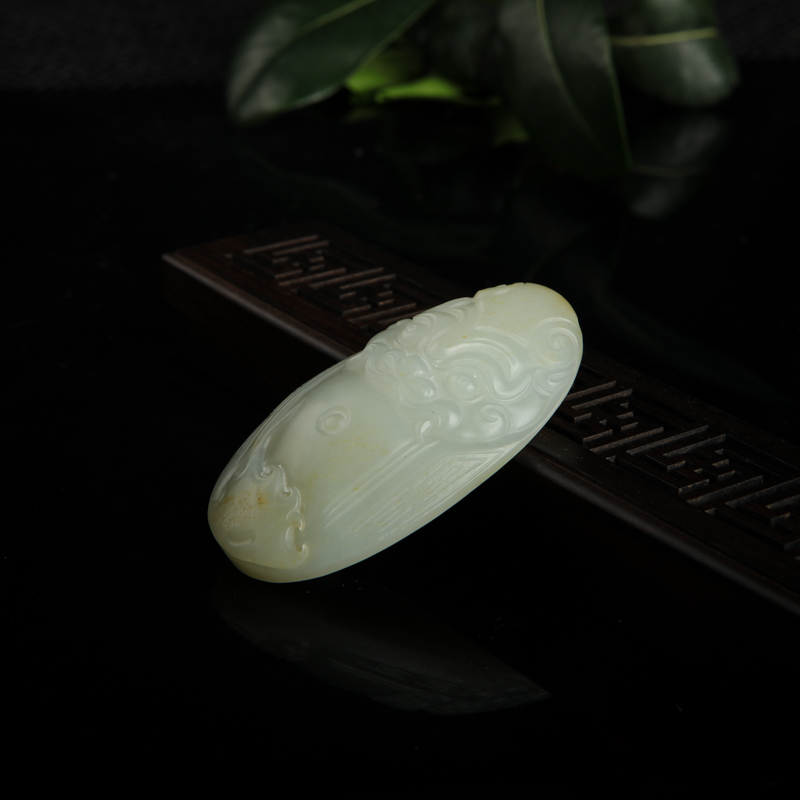 和田玉吊坠-红掌柜