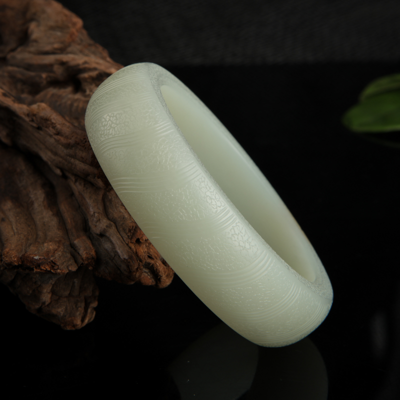 新疆籽料和田白玉手镯-红掌柜